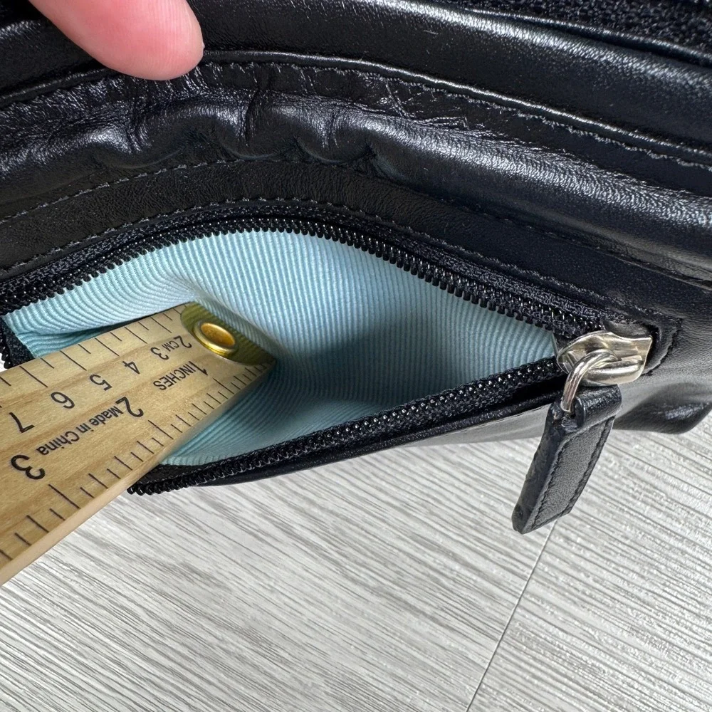Radley Women's Cosmetic Bag Pouch Black Leather Small Zippered Travel‎ Toiletry